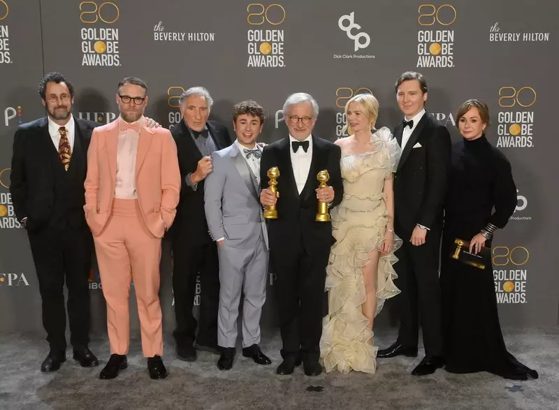 globurile-de-aur-2023.-lista-completa-a-castigatorilor.-de-ce-a-fost-o-seara-importanta-pentru-steven-spielberg-1