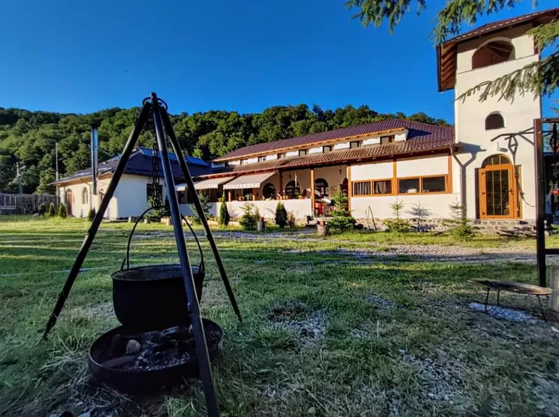 conacul sfanta elena