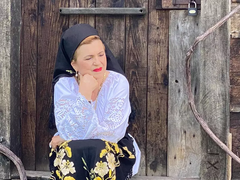 Nicoleta-Voica-197513539_337069124447991_5596249009833907595_n