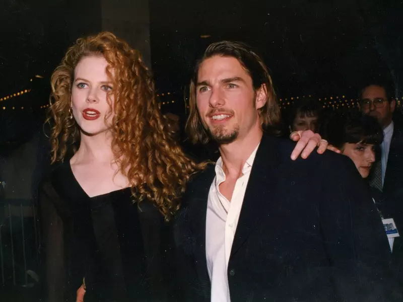 Los Angeles.CA.USA.  LIBRARY.  Nicole Kidman and Tom Cruise in around 1994. LMK30-090721LLUO-001 Laura Luongo / PIP-Landmark Media WWW.LMKMEDIA.COM.