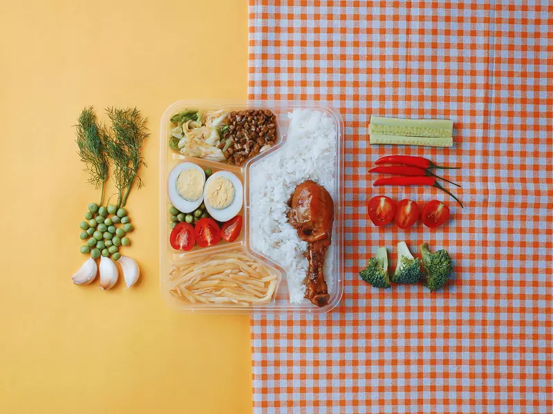 Idei sub 10 lei pentru caserolă de prânz