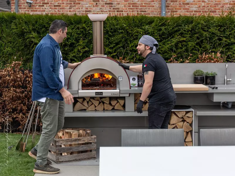 Construiește-ți grătarul de grădină perfect cu ajutorul meșterilor Pefoc!