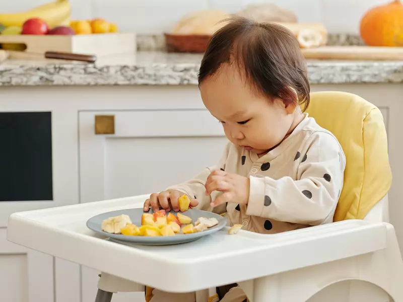 Alimentația corectă a bebelușului: 10 sfaturi utile