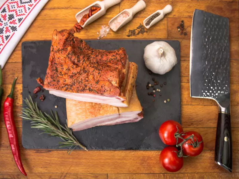 Cum se prepară șunca țărănească de casă? 6 sfaturi de care să ții cont