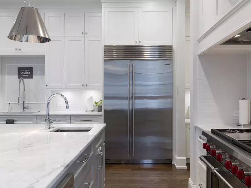 Plănuiești să-ți iei un frigider nou? Descoperă 5 criterii în funcție de care să-l alegi!