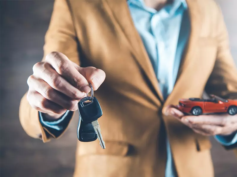 Serviciile de închirieri auto: Utilitate, avantaje și alegerea unei companii profesionale