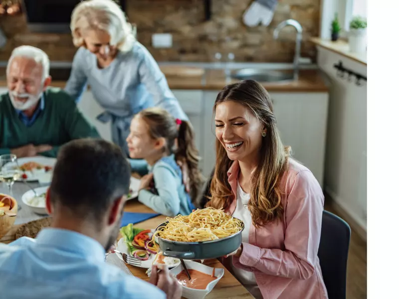 Cum să transformi cina într-un moment special – 5 idei simple și delicioase