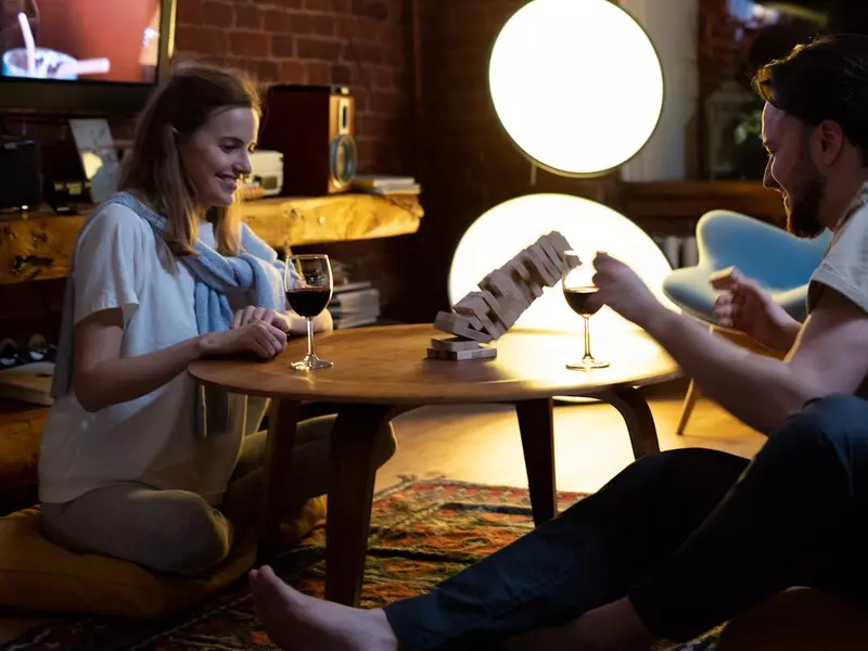 Dincolo de restaurant: 4 secrete pentru o seară romantică reușită, la tine acasă