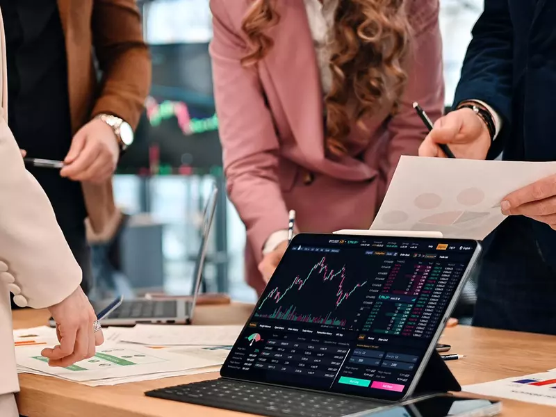 Rolul unui broker de asigurări în alegerea celei mai bune polițe