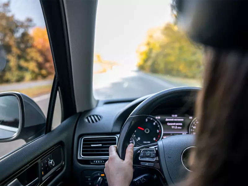 Soluția modernă pentru mobilitate și confort adusă de serviciile de închirieri auto