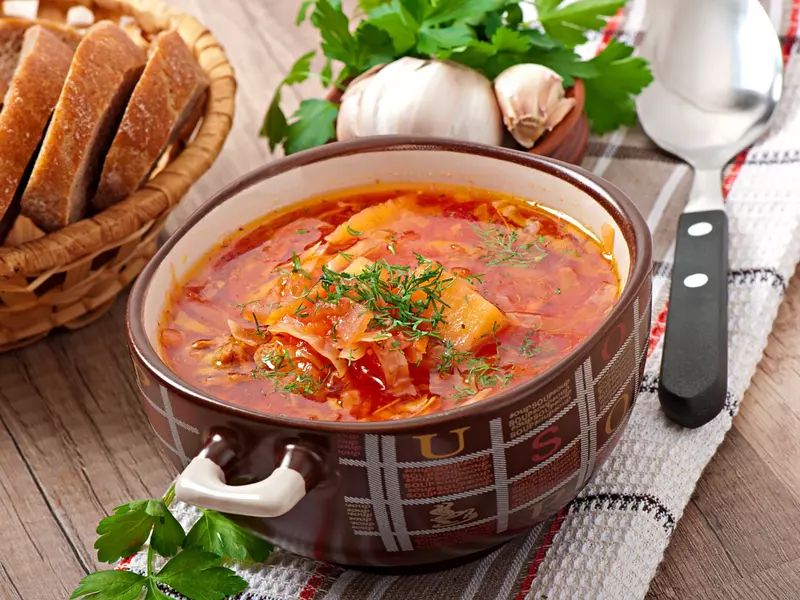 Masa de prânz perfectă: 5 Trucuri ca să mănânci sănătos și gata în maxim 30 de minute