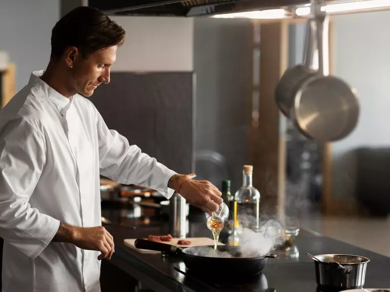 5 secrete din bucătăriile restaurantelor pentru fripturi perfecte și suculente