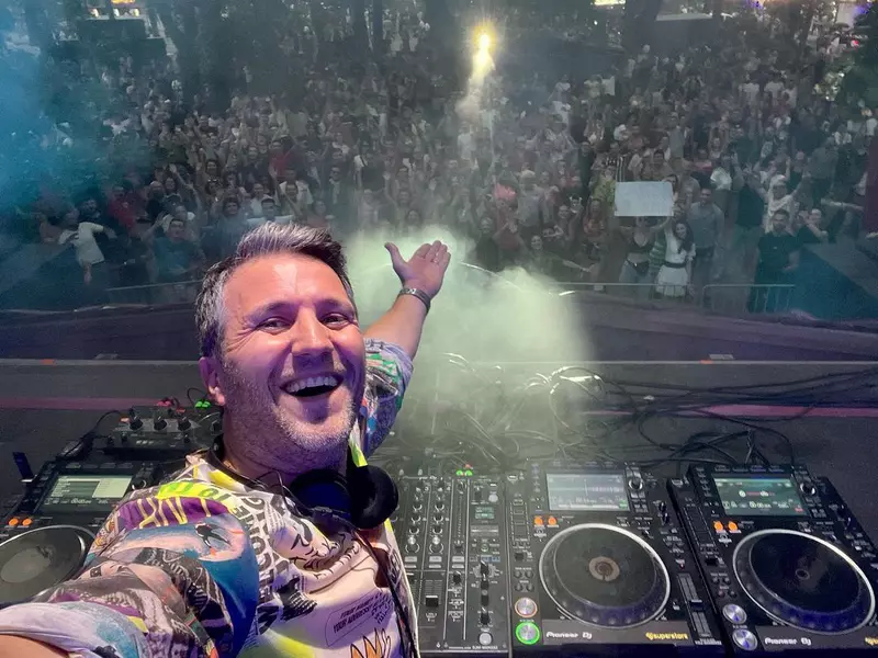 Andi-Moisescu-DJ