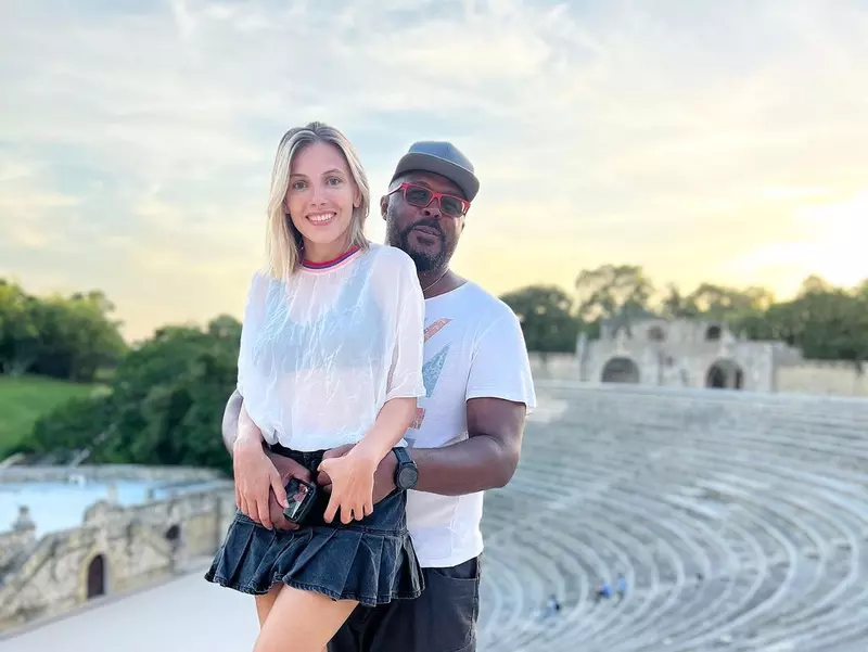 Andreea și Cabral Ibacka au amânat petrecerea aniversară a fiului lor. Ce au pățit la tăierea moțului lui Tiago