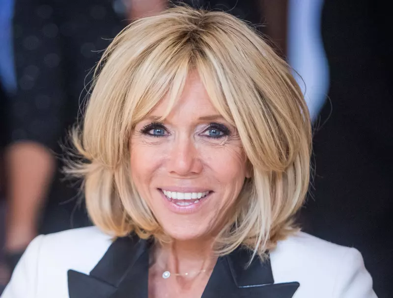 Cum arată Brigitte Macron în costum de baie