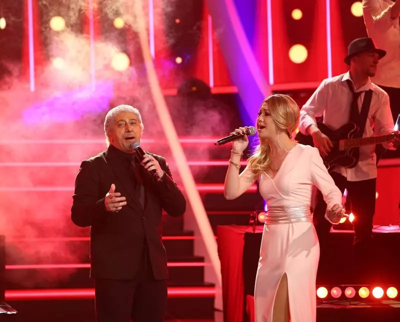 Cele-patru-echipe-finaliste-care-au-ajuns-in-finala-„Te-cunosc-de-undeva-2022-3