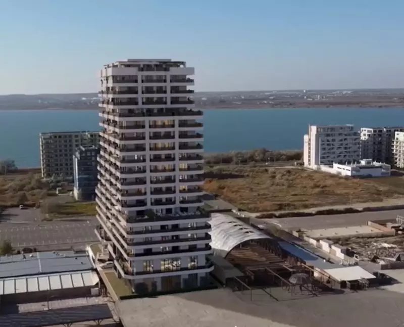 antonia-si-alex-velea-apartament-la-mare-1