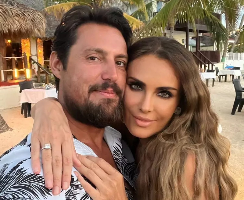 Daniel Pavel si Ana Maria Pop vor deveni sot si sotie  (5)