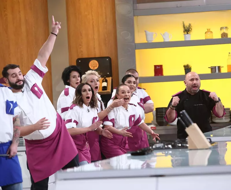 Eliminarea „Chefi la cuțite” la care a plâns toată echipa! Ce concurent a părăsit competiția