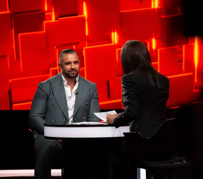 Alex Bodi1 – 40 de intrebari cu Denise Rifai