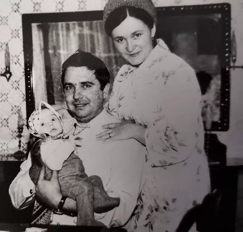 andreea-marin-imagini-din-copilaria-ei-3