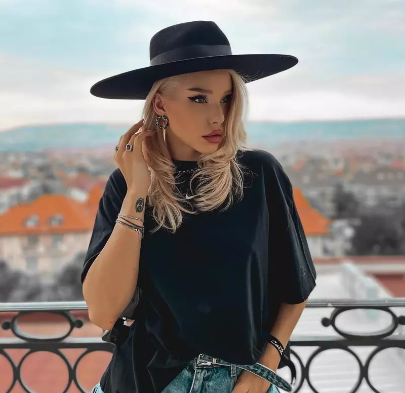 carmen-grebenisan