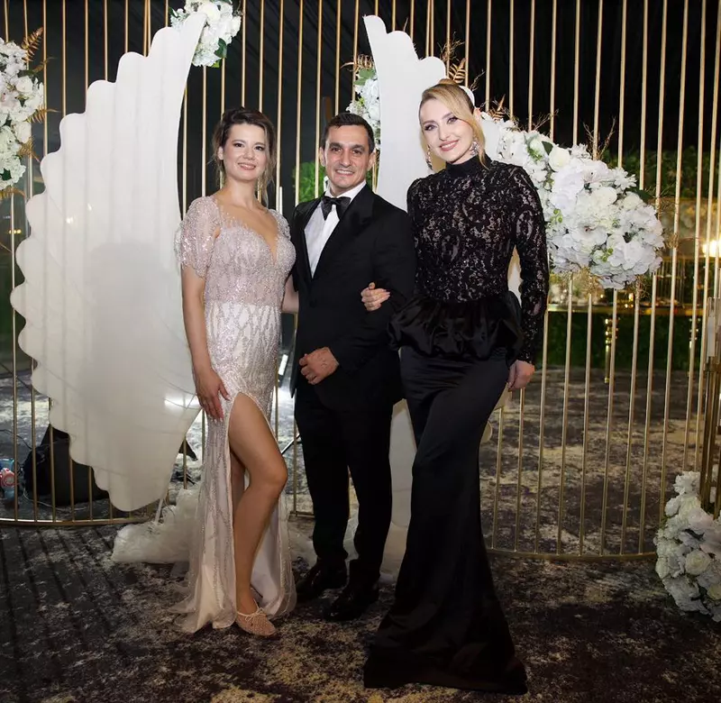 marian dragulescu cu simona si alina sorescu