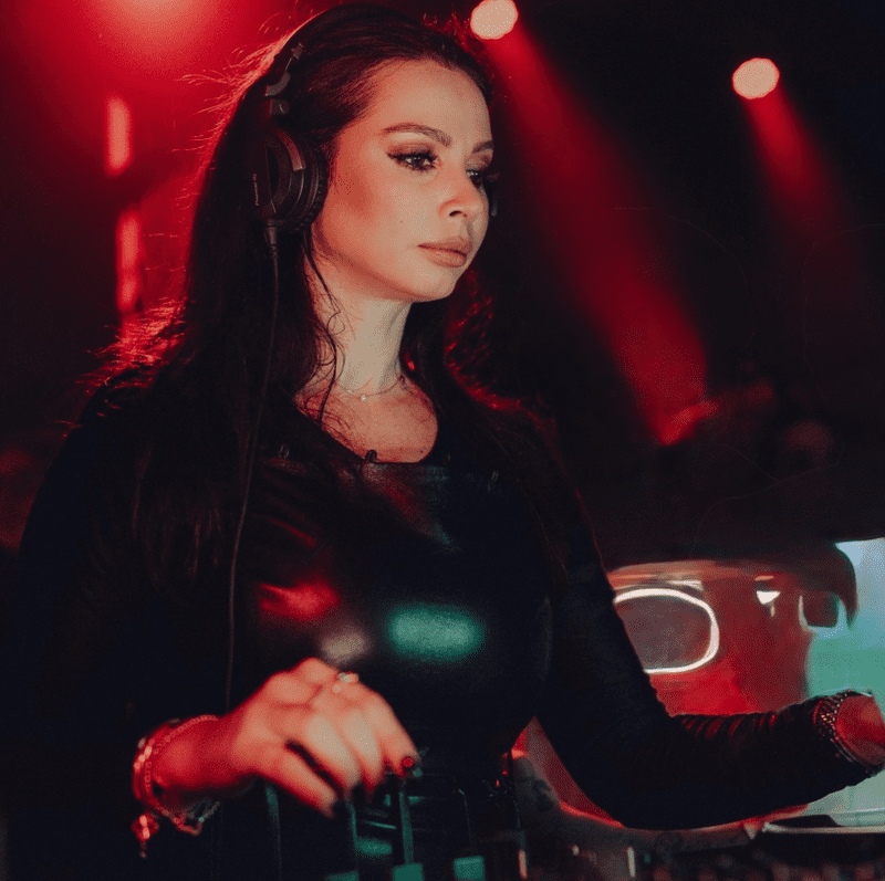 Iuliana Luciu dj evenimente