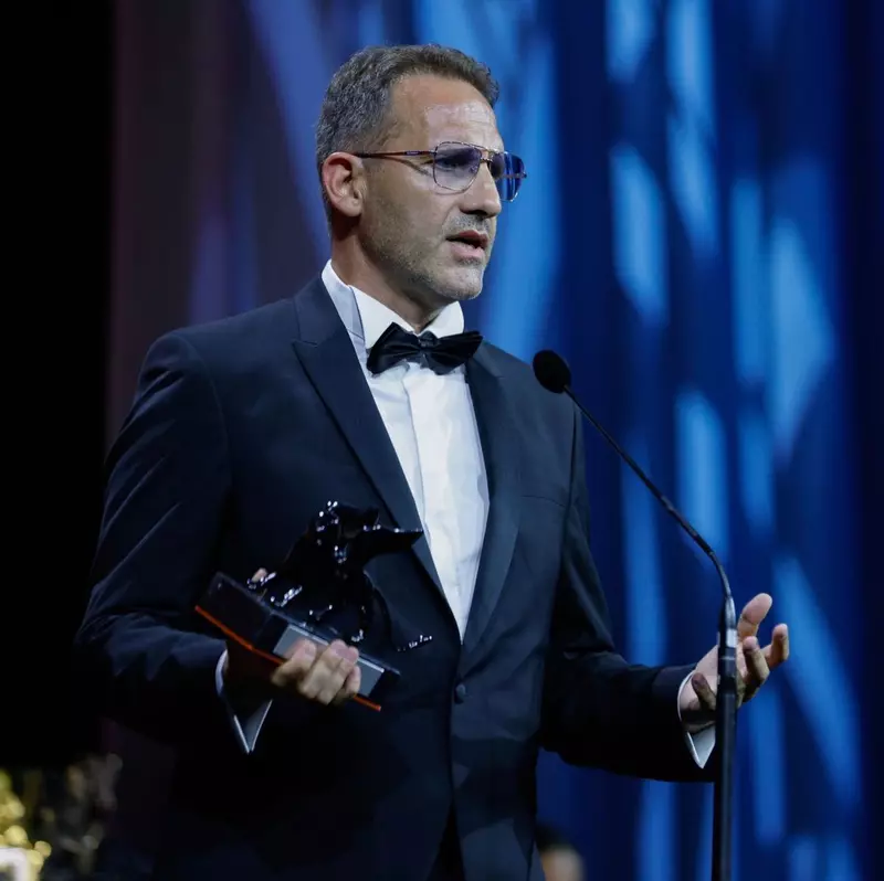 Bogdan Muresanu, Venetia