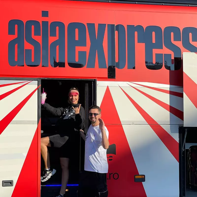 Concurenții de la „Asia Express” sezonul 4 au plecat spre Drumul Împăraților.