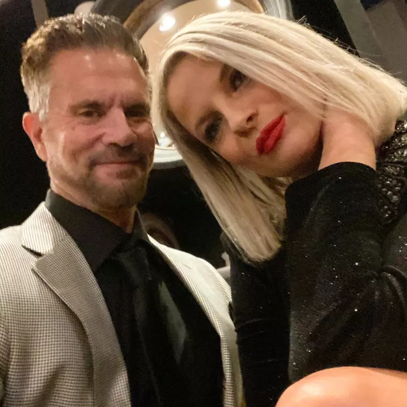 Cum arată astăzi Lorenzo Lamas. Noua logodnică a actorului de 63 de ani e mai tânără cu 27 de ani decât el (8)