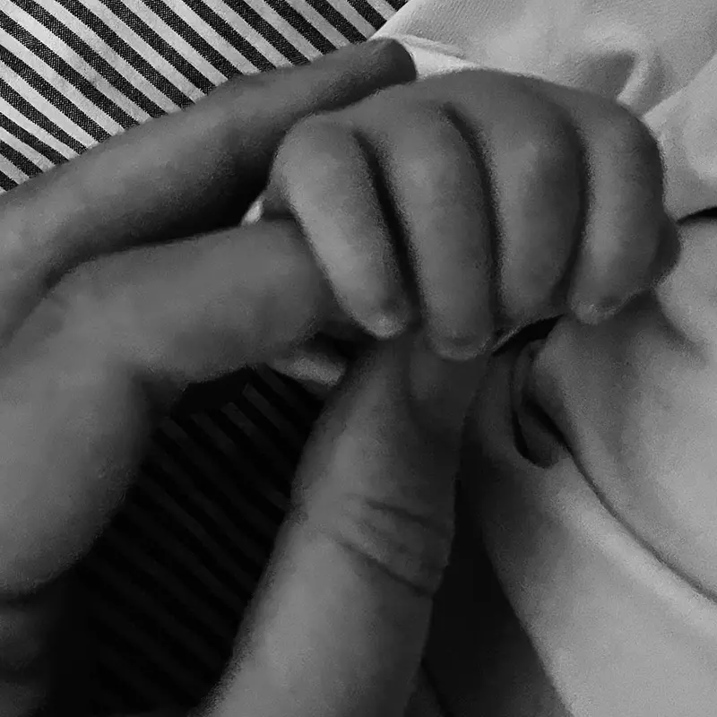 Prima imagine cu bebelușul actritei Catriona Balfe