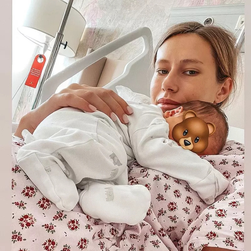 dani otil si gabriela prisacariu au ales numele bebelusului lor (3)