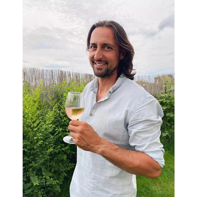 denis-stefan-a-spus-care-este-semnificatia-numelui-sau-2