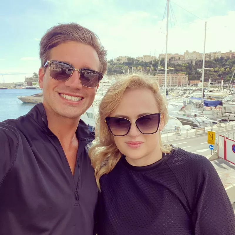 Rebel Wilson și Jacob Busch