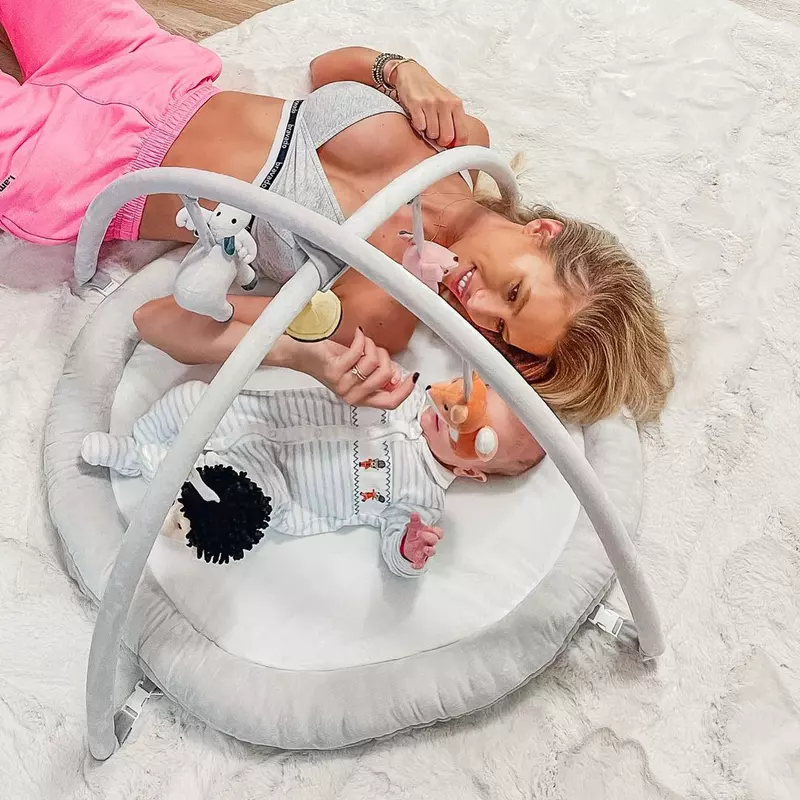 Gabriela Prisăcariu fiu