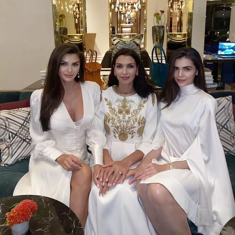 Alina Gabor Ramona Gabor Monica Gabor