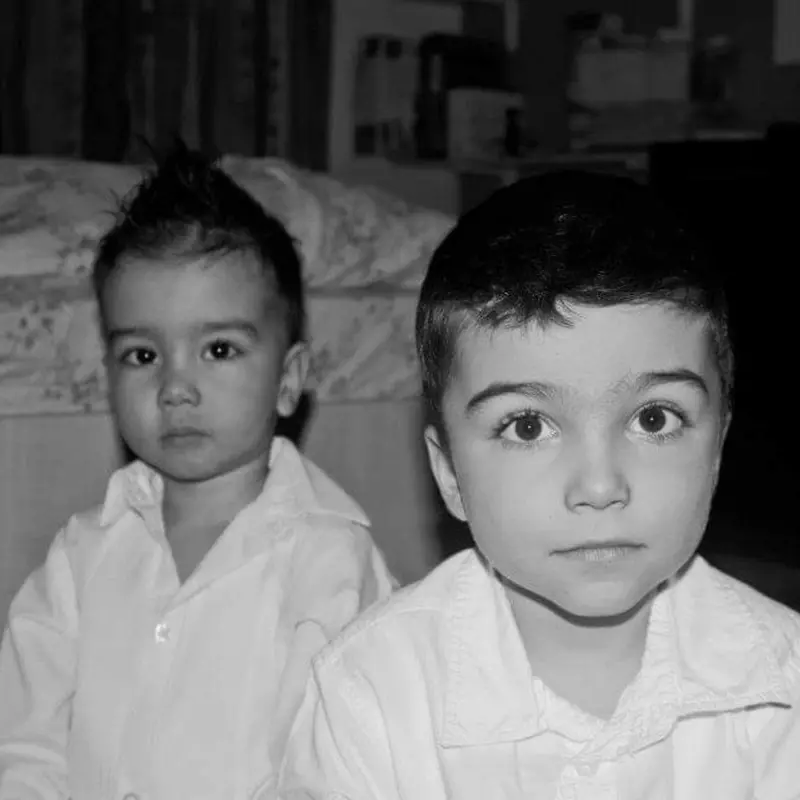 Eduard si Maximus în copilărie. Sursă foto: Arhivă personală