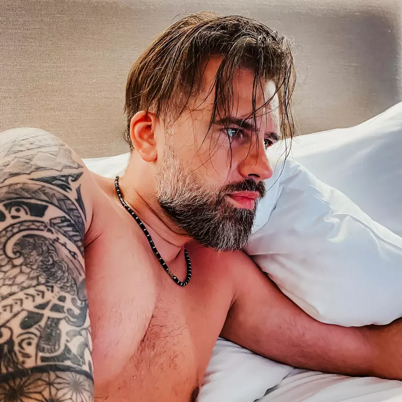 florin-ristei-in-pat