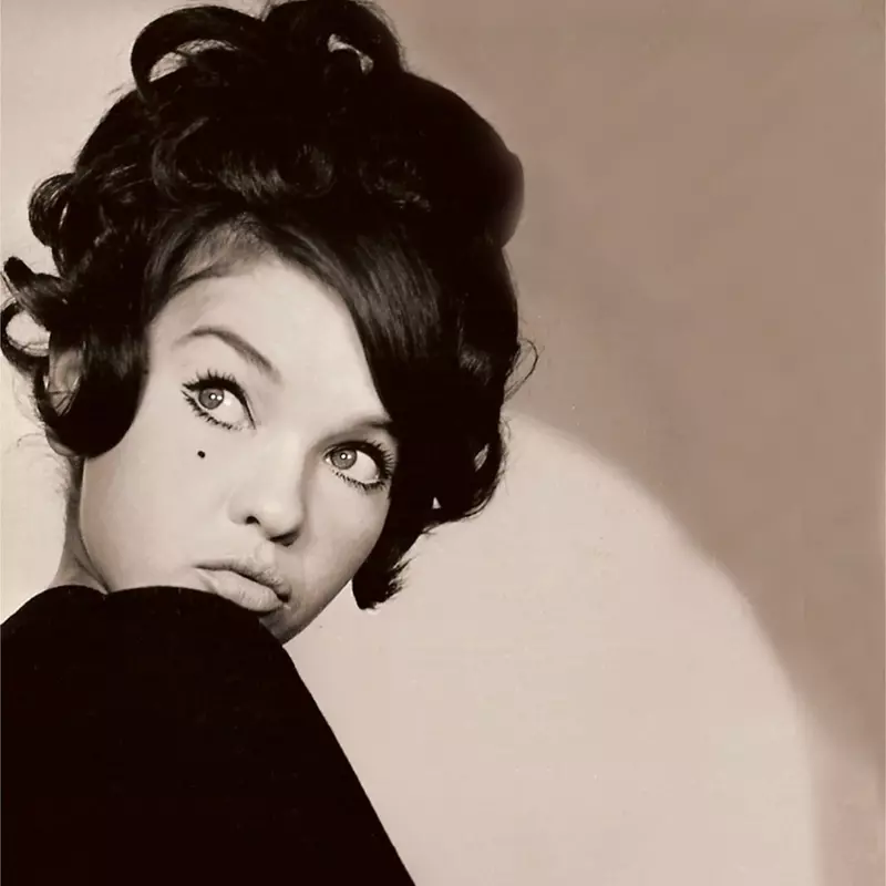 margareta paslaru in tinerete