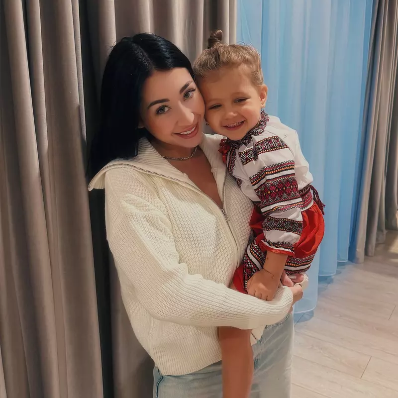 Nicole Cherry și fiica ei, Anastasia