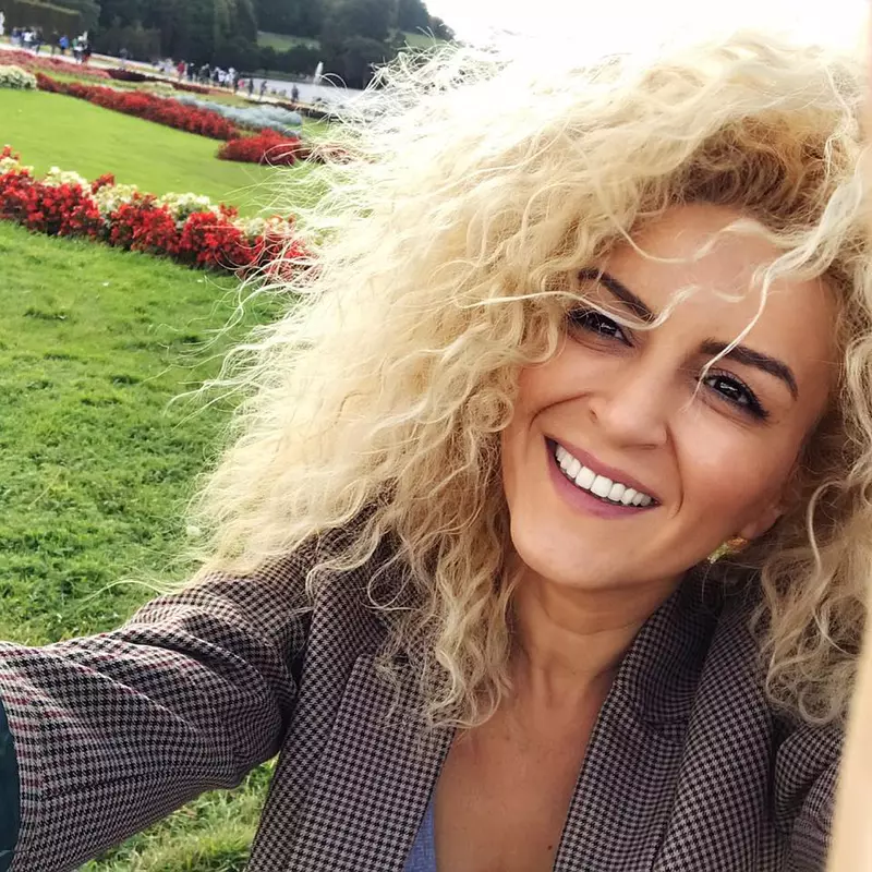 nicoleta dragusin vesela