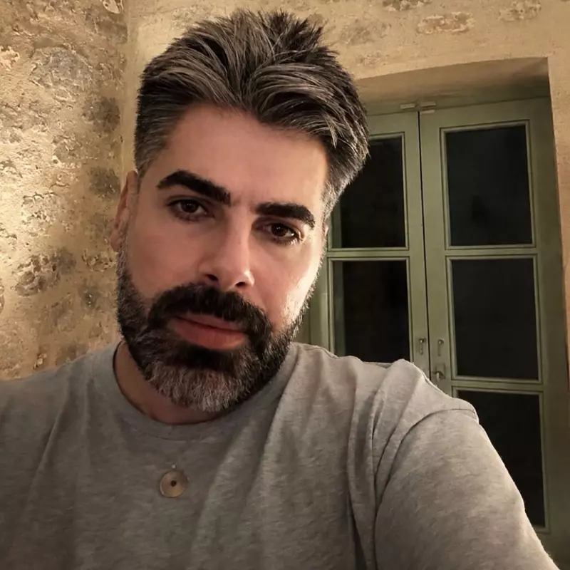 maurice munteanu selfie 1