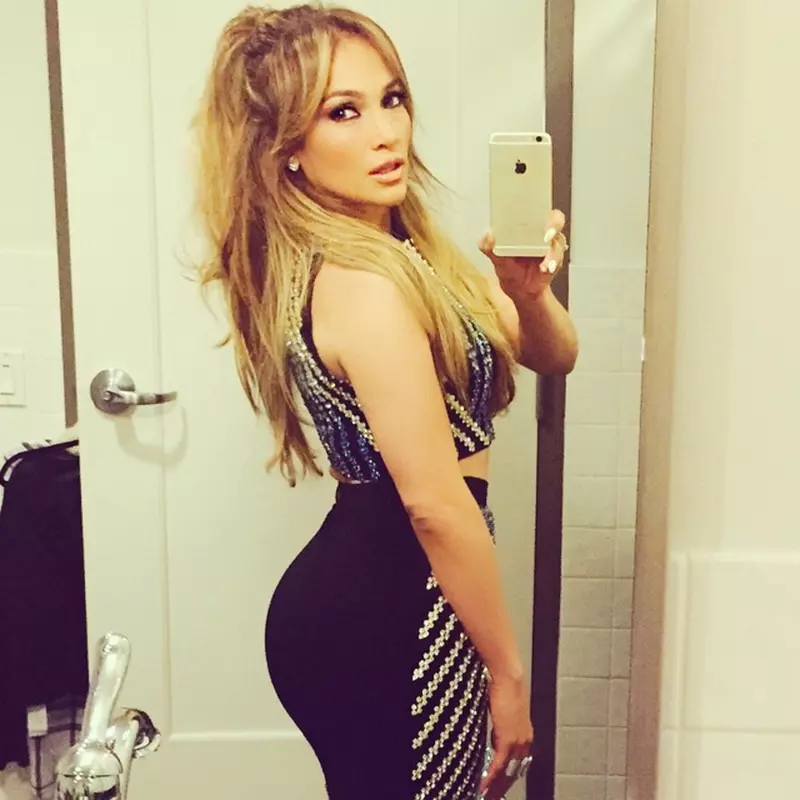 Jennifer Lopez belfie