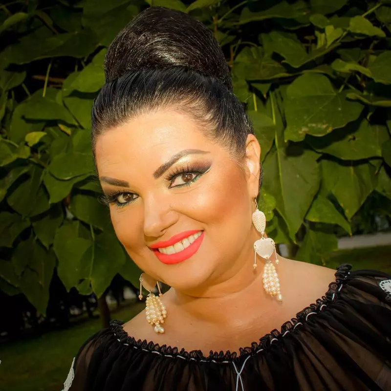 Ozana Barabancea