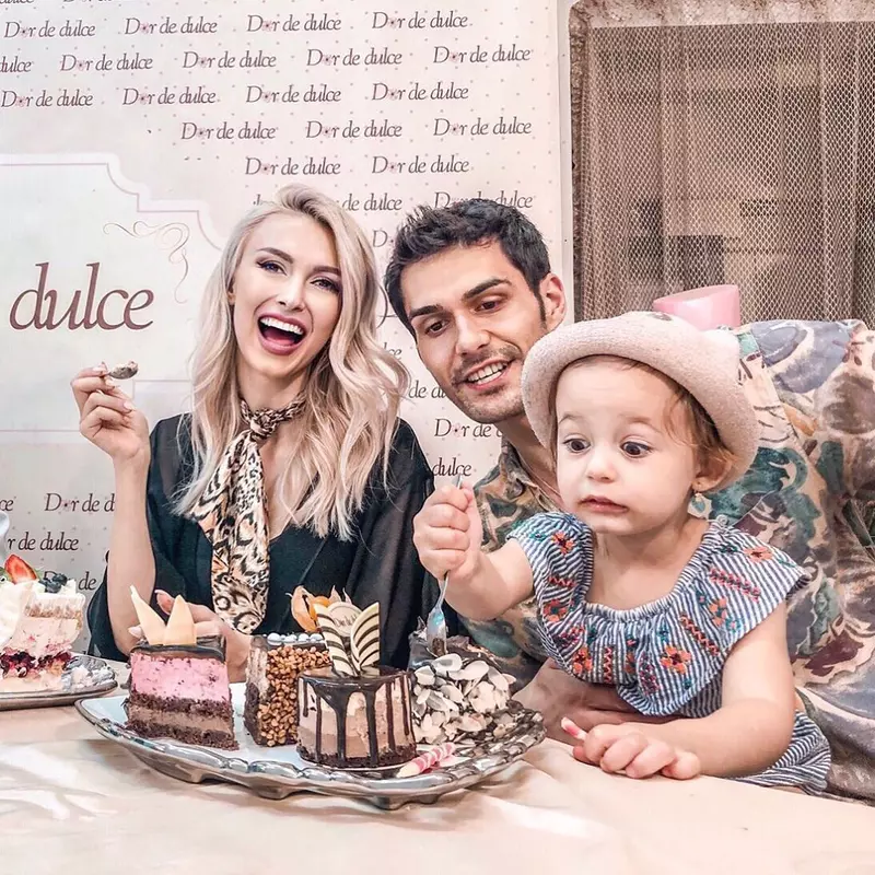 Andreea Bălan, George Burcea și fiica lor Ella Maya