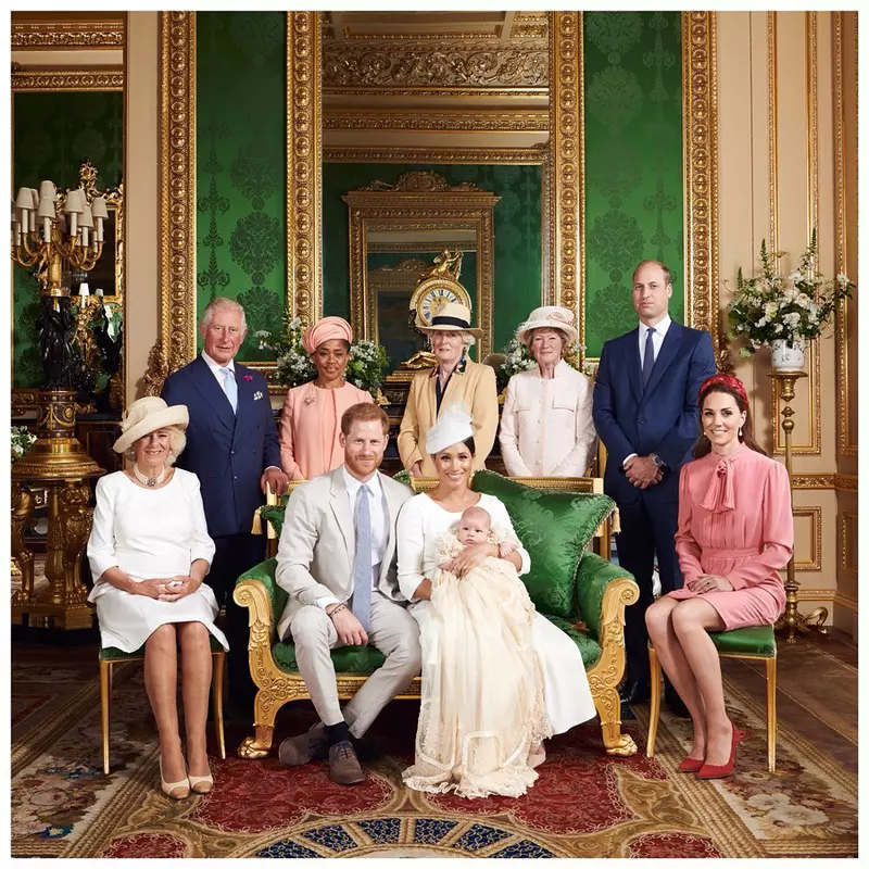 Meghan Markle, prințul Harry și fiul lor Archie