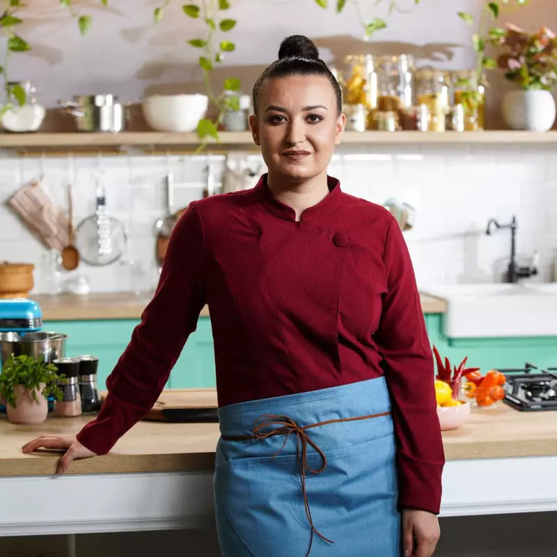 Roxana-Blenche-este-insarcinata-2-2