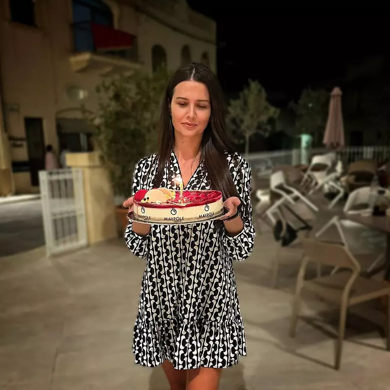 iulia-parlea-zi-de-nastere-1