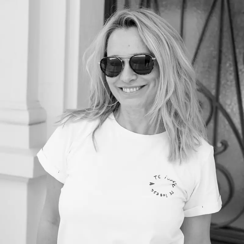 andreea-esca-imagini-vacanta-de-vara-nisa-franta (3)